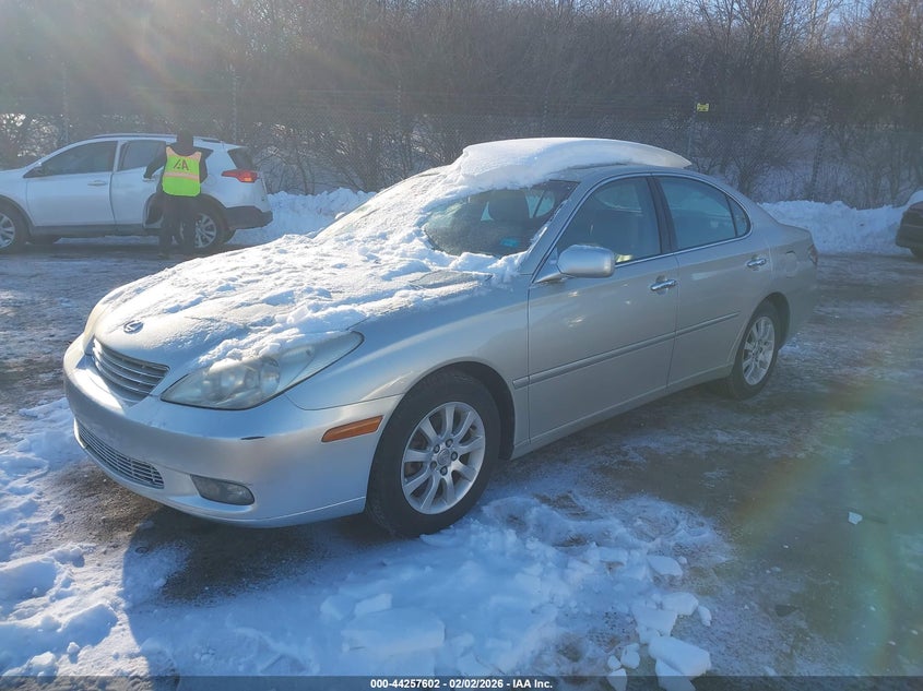 2004 Lexus ES VIN JTHBA30G945032828 IAAI salvage auction — FRONT END, Clear (Montana), sold $1,100 on 2026-07-10 (photo 2)