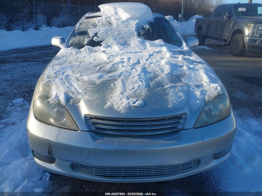 2004 Lexus ES VIN JTHBA30G945032828 IAAI salvage auction — FRONT END, Clear (Montana), sold $1,100 on 2026-07-10 (photo 6)