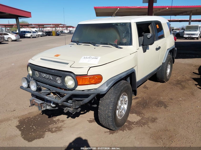 2008 Toyota Fj cruiser VIN JTEBU11F08K022629 IAAI salvage auction — FRONT END, Non-Repairable (Arizona), sold $3,850 on 2026-08-02 (photo 2)