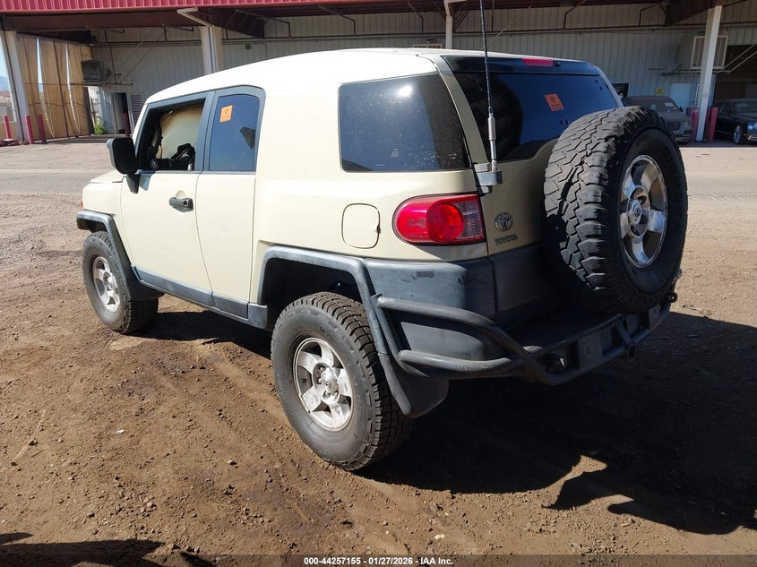 2008 Toyota Fj cruiser VIN JTEBU11F08K022629 IAAI salvage auction — FRONT END, Non-Repairable (Arizona), sold $3,850 on 2026-08-02 (photo 3)