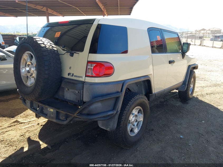 2008 Toyota Fj cruiser VIN JTEBU11F08K022629 IAAI salvage auction — FRONT END, Non-Repairable (Arizona), sold $3,850 on 2026-08-02 (photo 4)