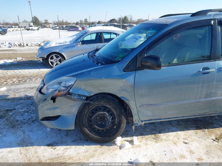 2008 Toyota Sienna VIN 5TDZK23C08S147527 IAAI salvage auction — LEFT FRONT, Clear (Virginia), sold $875 on 2026-07-06 (photo 6)
