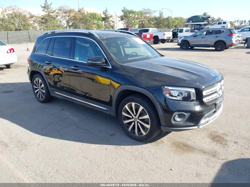 2021 Mercedes-benz Glb VIN W1N4M4GB1MW098763 IAAI salvage auction — LEFT SIDE, Salvage (California), sold $8,200 on 2026-07-29 (photo 1)