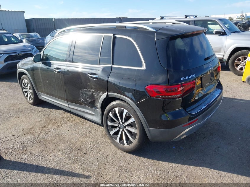 2021 Mercedes-benz Glb VIN W1N4M4GB1MW098763 IAAI salvage auction — LEFT SIDE, Salvage (California), sold $8,200 on 2026-07-29 (photo 3)