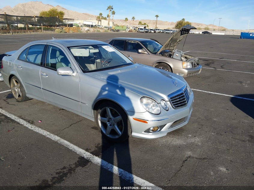 2009 Mercedes-benz E-klasse VIN WDBUF56X49B408275 IAAI salvage auction — NORMAL WEAR, Clear (Montana), sold $100 on 2026-07-17 (photo 1)