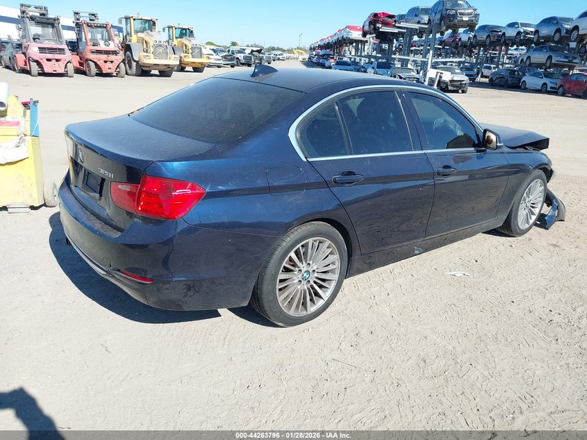 2013 BMW 3er VIN WBA3A5C50DJ462716 IAAI salvage auction — FRONT END, Rebuildable (Florida), sold $1,300 on 2026-07-14 (photo 4)