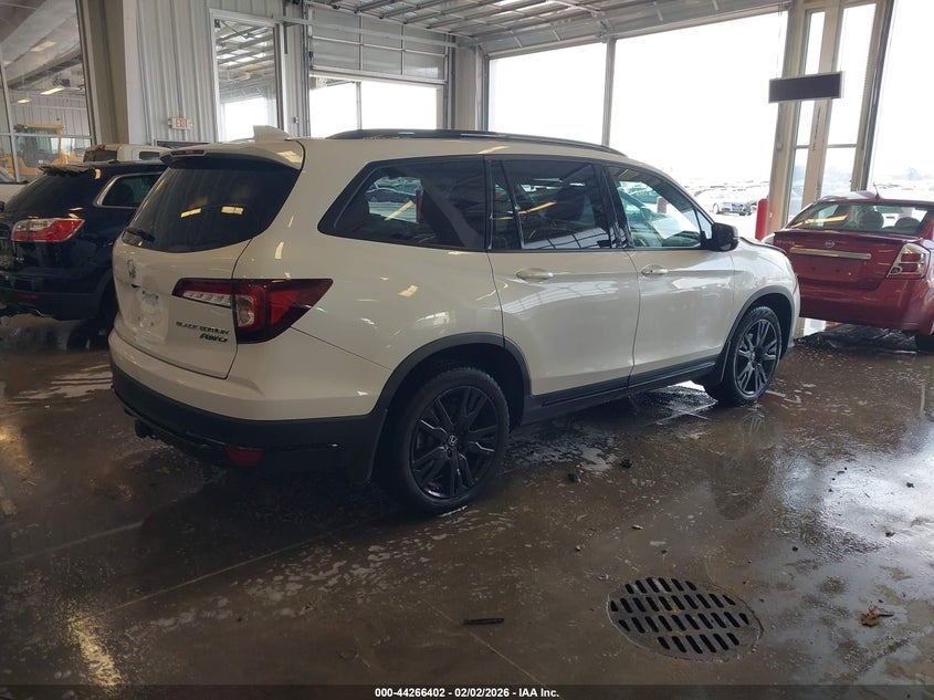 2021 Honda Pilot VIN 5FNYF6H75MB042192 IAAI salvage auction — LEFT FRONT, Salvage Title, sold $5,650 on 2026-07-21 (photo 4)