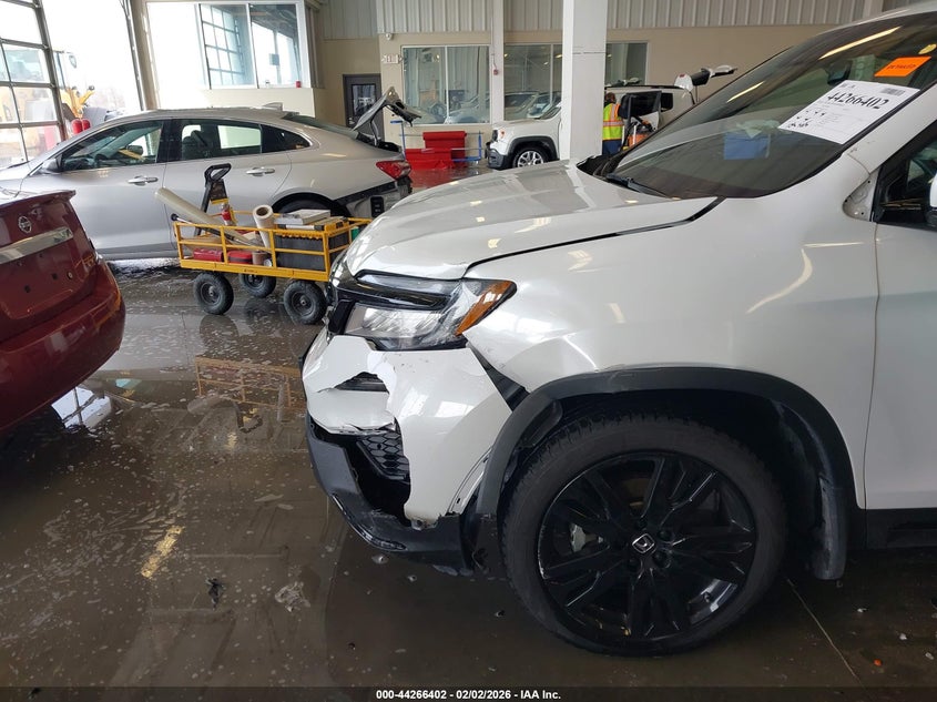 2021 Honda Pilot VIN 5FNYF6H75MB042192 IAAI salvage auction — LEFT FRONT, Salvage Title, sold $5,650 on 2026-07-21 (photo 6)