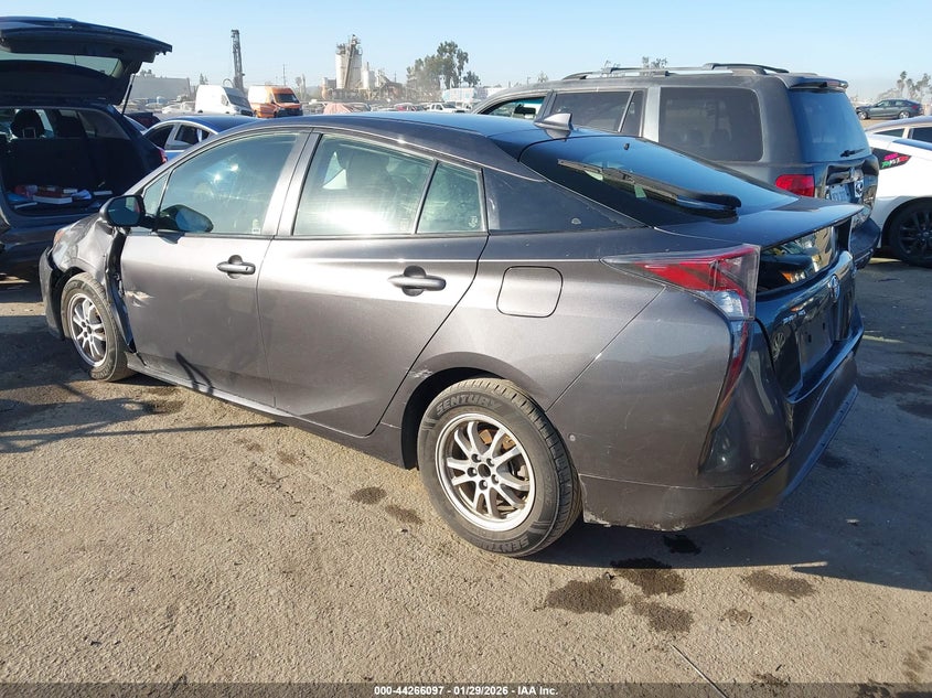 2018 Toyota Prius VIN JTDKBRFU6J3595549 IAAI salvage auction — SIDE, Salvage Title, sold $3,100 on 2026-07-11 (photo 3)