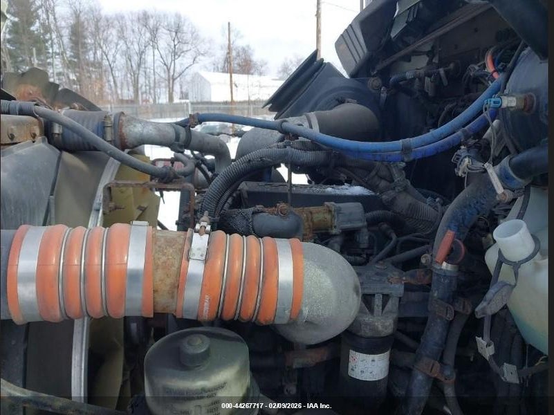 2015 Kenworth Construction VIN 2NKHHM6XXFM425078 IAAI salvage auction — ROOF, Clear (Pennsylvania), sold $3,350 on 2026-07-08 (photo 9)
