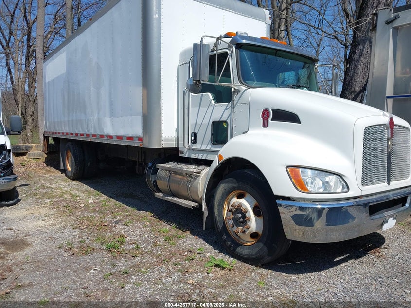 2015 Kenworth Construction VIN 2NKHHM6XXFM425078 — IAAI salvage auction photo