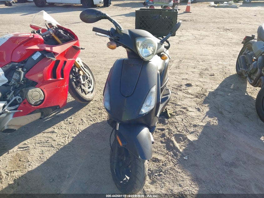2010 Piaggio Fly VIN ZAPM578F5A4000122 IAAI salvage auction — THEFT, Salvage (California), sold $25 on 2026-07-08 (photo 5)