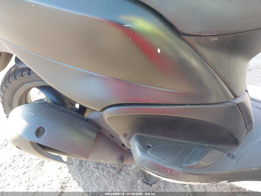 2010 Piaggio Fly VIN ZAPM578F5A4000122 IAAI salvage auction — THEFT, Salvage (California), sold $25 on 2026-07-08 (photo 8)