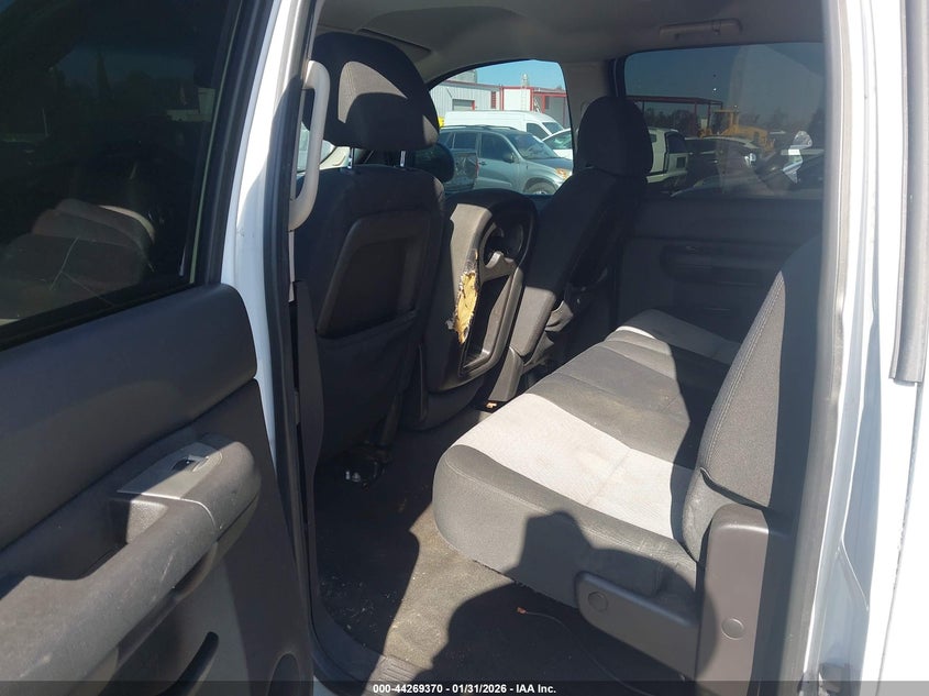 2008 Gmc SIERRA VIN 2GTEC13C381154761 IAAI salvage auction — REPOSSESSION, Clear - Dealer Only (California), sold $2,350 on 2026-07-09 (photo 8)