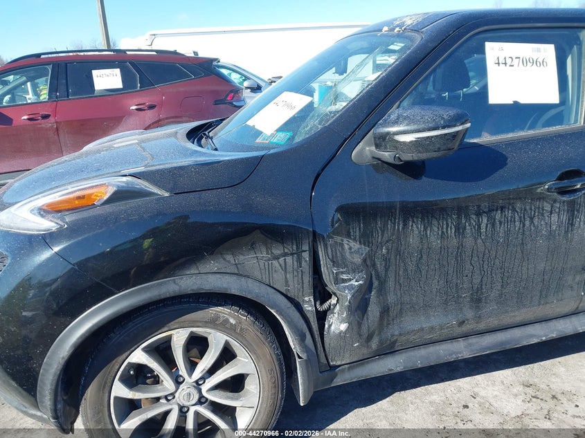2017 Nissan Juke VIN JN8AF5MV2HT750715 IAAI salvage auction — LEFT SIDE, Salvage Title, sold $2,400 on 2026-07-14 (photo 6)