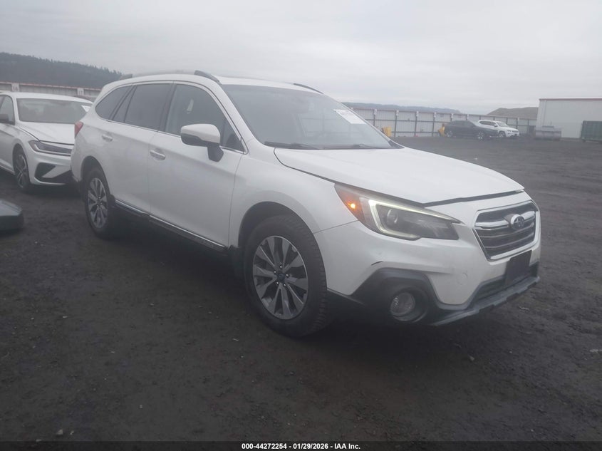 2019 Subaru Outback VIN 4S4BSATCXK3345676 — IAAI salvage auction photo