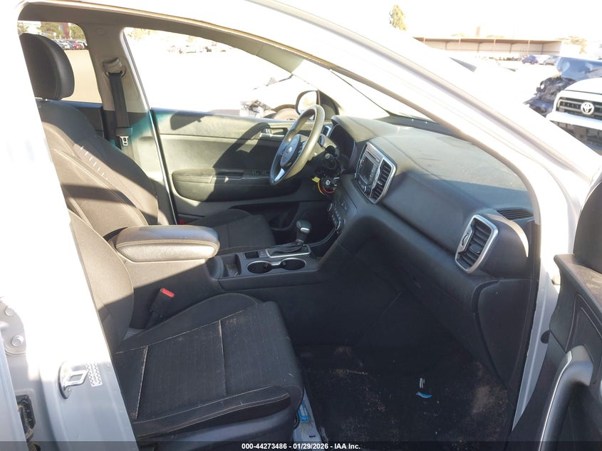 2018 Kia Sportage VIN KNDPM3AC8J7445138 IAAI salvage auction — UNKNOWN, Salvage (California), sold $2,600 on 2026-07-13 (photo 5)