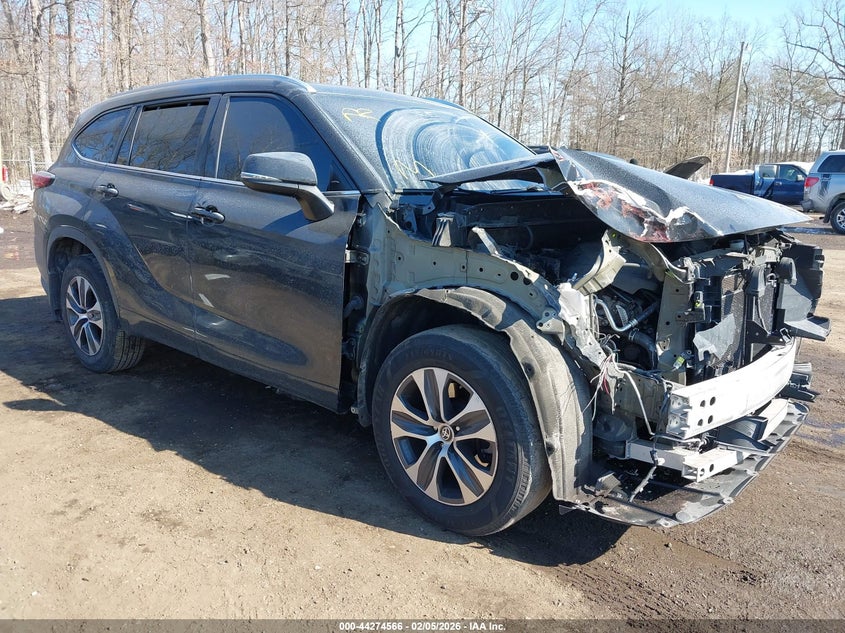2020 Toyota Highlander VIN 5TDHZRBH9LS523003 IAAI salvage auction — FRONT END, Salvage Title, sold $4,050 on 2026-07-22 (photo 1)