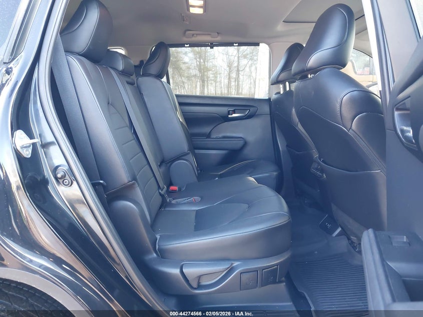 2020 Toyota Highlander VIN 5TDHZRBH9LS523003 IAAI salvage auction — FRONT END, Salvage Title, sold $4,050 on 2026-07-22 (photo 8)