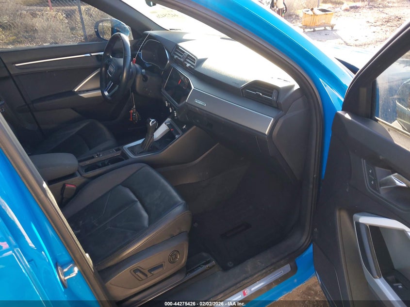 2020 Audi Q3 VIN WA1EECF31L1042163 IAAI salvage auction — RIGHT SIDE, Regular (Nevada), sold $8,550 on 2026-07-30 (photo 5)