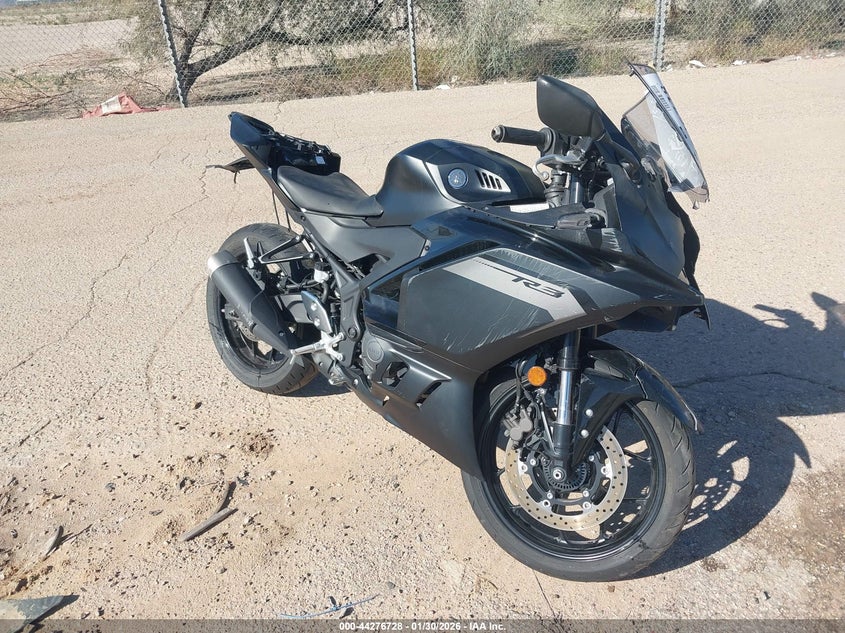 2025 Yamaha Xv VIN MH3RH25E4SK005257 IAAI salvage auction — RIGHT FRONT, Salvage Title, sold $1,775 on 2026-08-21 (photo 1)