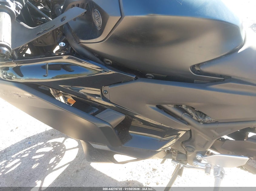 2025 Yamaha Xv VIN MH3RH25E4SK005257 IAAI salvage auction — RIGHT FRONT, Salvage Title, sold $1,775 on 2026-08-21 (photo 9)