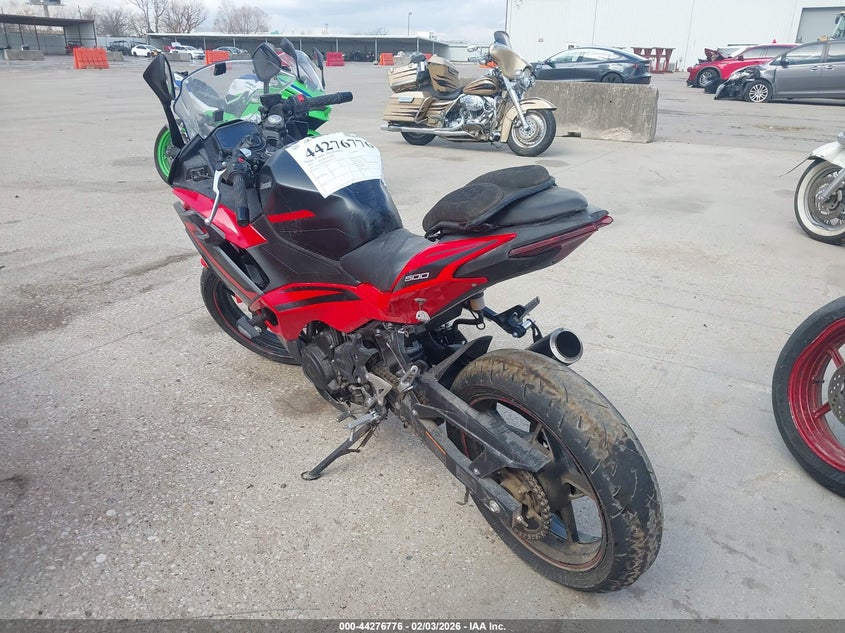 2024 Kawasaki Ninja VIN ML5EXGJ1XRDA07672 IAAI salvage auction — ROLLOVER, Salvage Title, sold $1,550 on 2026-07-15 (photo 3)
