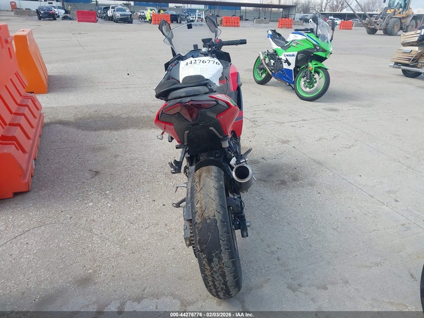 2024 Kawasaki Ninja VIN ML5EXGJ1XRDA07672 IAAI salvage auction — ROLLOVER, Salvage Title, sold $1,550 on 2026-07-15 (photo 6)