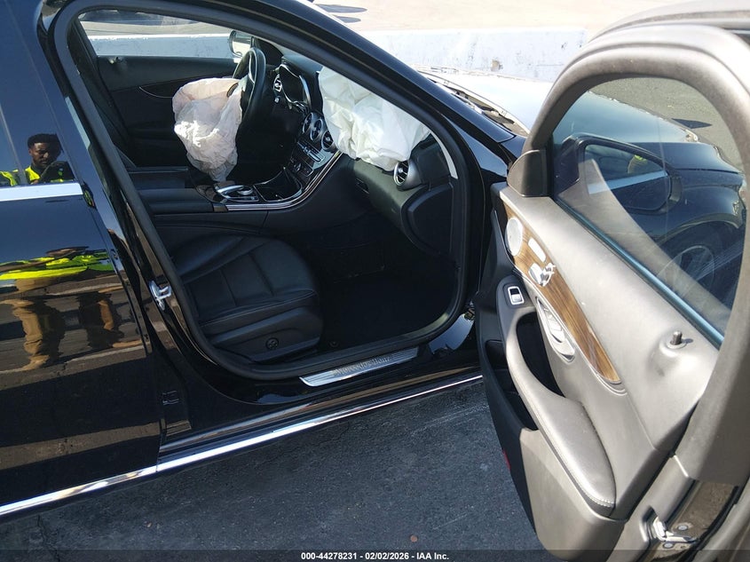 2015 Mercedes-benz C-klasse VIN 55SWF4JBXFU078164 IAAI salvage auction — FRONT END, Salvage Title, sold $1,650 on 2026-08-31 (photo 5)