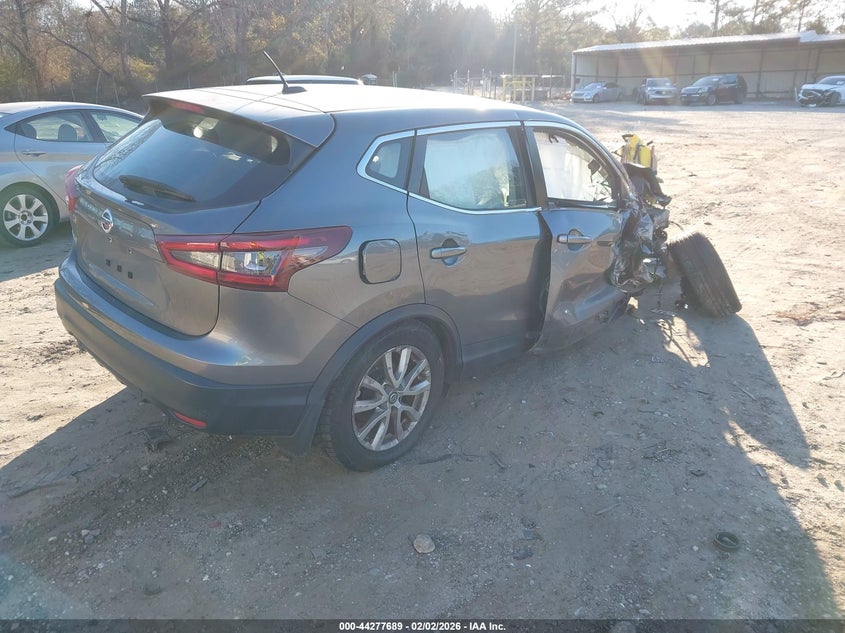 2021 Nissan Rogue VIN JN1BJ1AV8MW303121 IAAI salvage auction — RIGHT FRONT, Salvage - Greater Than 75% (Maryland), sold $925 on 2026-07-24 (photo 4)