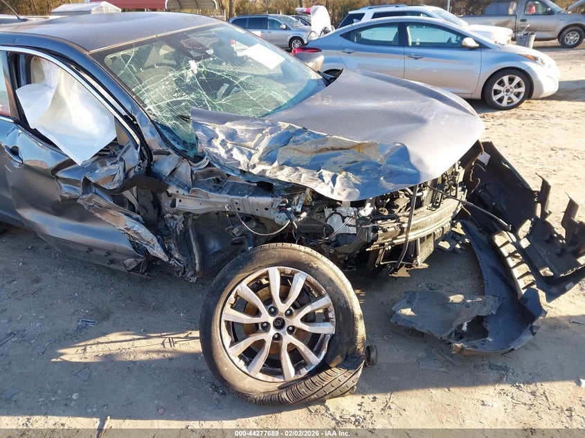 2021 Nissan Rogue VIN JN1BJ1AV8MW303121 IAAI salvage auction — RIGHT FRONT, Salvage - Greater Than 75% (Maryland), sold $925 on 2026-07-24 (photo 6)