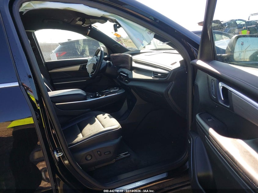 2025 Buick Enclave VIN 5GAERARS3SJ106365 IAAI salvage auction — FRONT END, Salvage Title, sold $6,600 on 2026-07-31 (photo 5)
