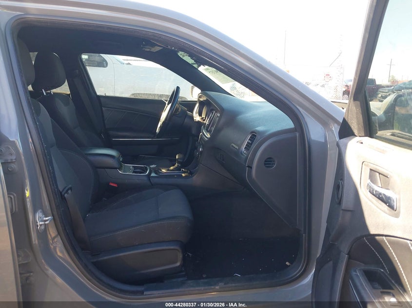 2017 Dodge Charger VIN 2C3CDXBG9HH584009 IAAI salvage auction — FRONT END, Salvage Title, sold $2,650 on 2026-07-10 (photo 5)