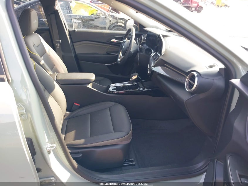 2025 Chevrolet Trax VIN KL77LKEP0SC309148 IAAI salvage auction — RIGHT SIDE, Salvage Title, sold $9,350 on 2026-07-22 (photo 5)