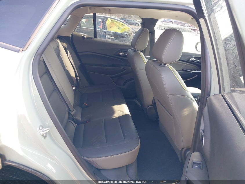 2025 Chevrolet Trax VIN KL77LKEP0SC309148 IAAI salvage auction — RIGHT SIDE, Salvage Title, sold $9,350 on 2026-07-22 (photo 8)