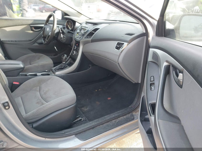 2014 Hyundai Elantra VIN KMHDH4AE2EU091439 IAAI salvage auction — FRONT END, Salvage Title, sold $500 on 2026-07-08 (photo 5)