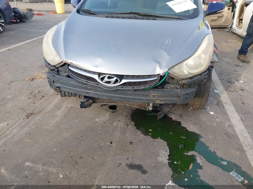 2014 Hyundai Elantra VIN KMHDH4AE2EU091439 IAAI salvage auction — FRONT END, Salvage Title, sold $500 on 2026-07-08 (photo 6)