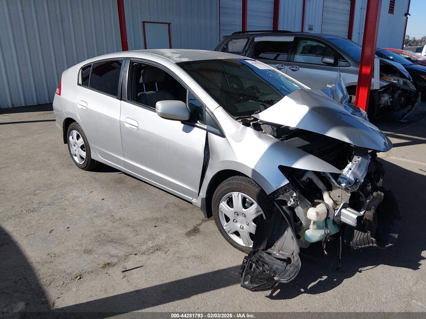 2010 Honda Insight VIN JHMZE2H55AS031608 IAAI salvage auction — FRONT END, Salvage (California), sold $25 on 2026-07-23 (photo 1)
