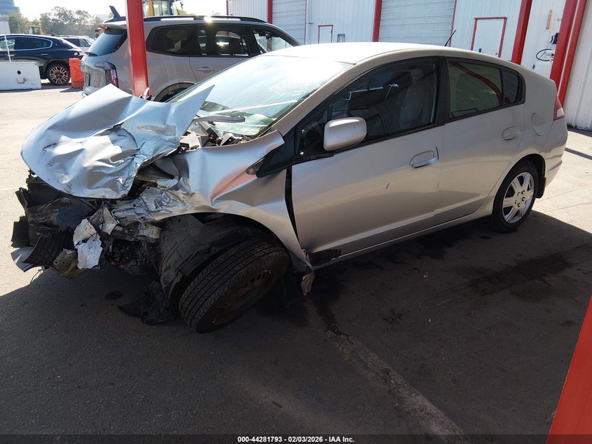 2010 Honda Insight VIN JHMZE2H55AS031608 IAAI salvage auction — FRONT END, Salvage (California), sold $25 on 2026-07-23 (photo 2)