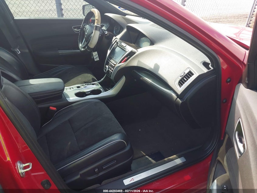 2019 Acura Tlx VIN 19UUB2F68KA003276 IAAI salvage auction — REAR END, Salvage Title, sold $4,000 on 2026-07-29 (photo 5)