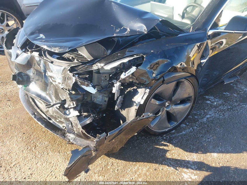 2020 Tesla Model 3 VIN 5YJ3E1EA5LF808372 IAAI salvage auction — FRONT END, Salvage Title, sold $2,650 on 2026-07-21 (photo 6)