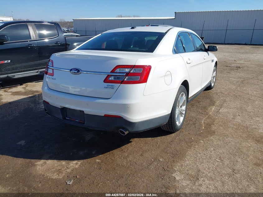 2013 Ford Taurus VIN 1FAHP2E86DG220545 IAAI salvage auction — LEFT SIDE, Clear (Oklahoma), sold $1,975 on 2026-07-29 (photo 4)