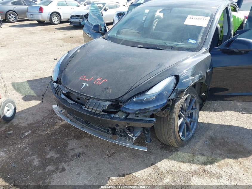 2022 Tesla Model 3 VIN 5YJ3E1EA3NF196191 IAAI salvage auction — FRONT END, Salvage Title, sold $50 on 2026-07-21 (photo 6)