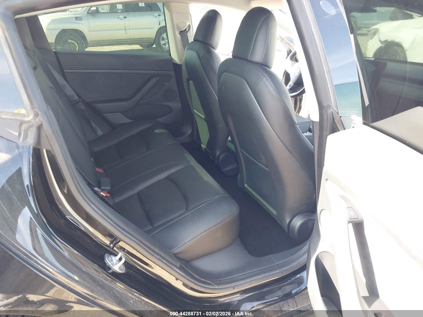 2022 Tesla Model 3 VIN 5YJ3E1EA3NF196191 IAAI salvage auction — FRONT END, Salvage Title, sold $50 on 2026-07-21 (photo 8)