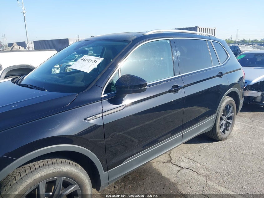 2024 Volkswagen Tiguan VIN 3VV3B7AX3RM150286 IAAI salvage auction — THEFT, Salvage Title, sold $9,925 on 2026-07-30 (photo 6)