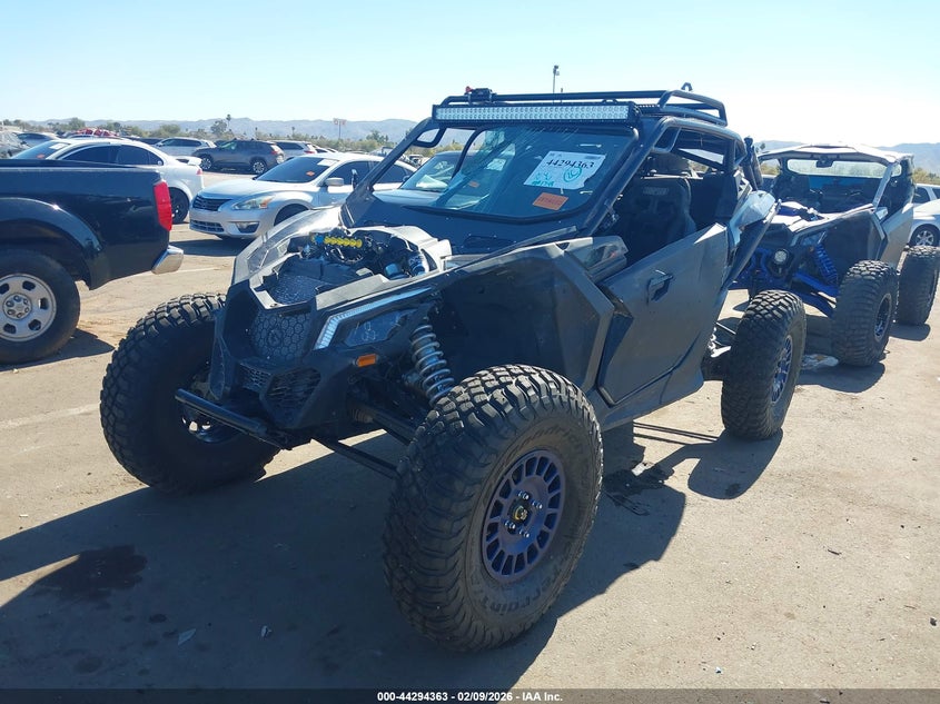 2022 Can-am/ brp Maverick VIN 3JBVXAV2XNE000493 IAAI salvage auction — ROLLOVER, Salvage (California), sold $10,400 on 2026-08-04 (photo 2)