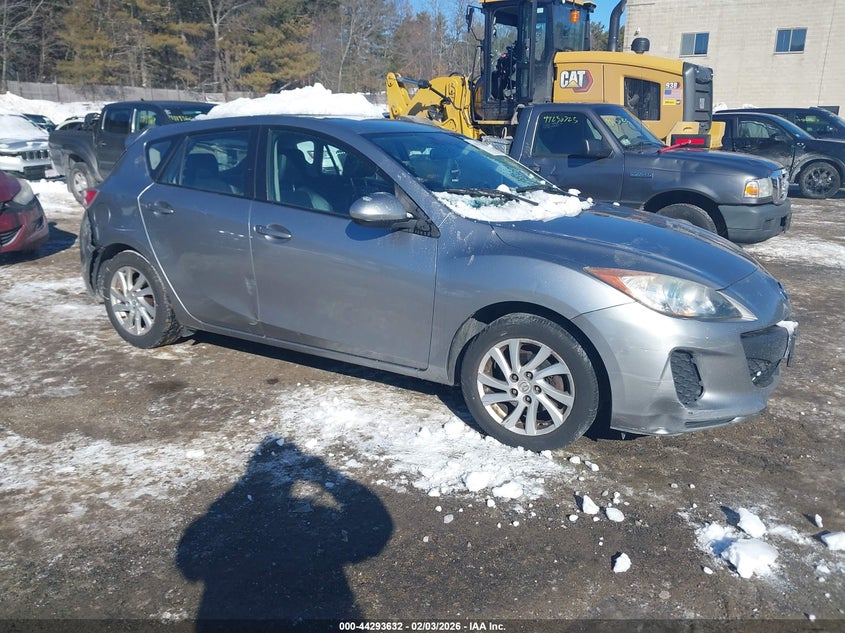2012 Mazda 3 VIN JM1BL1M83C1697880 IAAI salvage auction — REAR END, Salvage (Massachusetts), sold $425 on 2026-07-24 (photo 1)