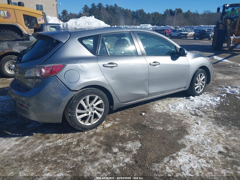 2012 Mazda 3 VIN JM1BL1M83C1697880 IAAI salvage auction — REAR END, Salvage (Massachusetts), sold $425 on 2026-07-24 (photo 4)