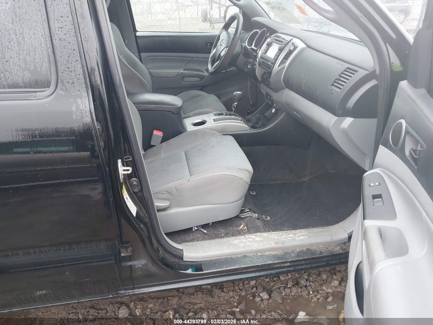 2013 Toyota Tacoma VIN 5TFLU4EN1DX073534 IAAI salvage auction — RIGHT SIDE, Salvage Title, sold $7,925 on 2026-07-09 (photo 5)