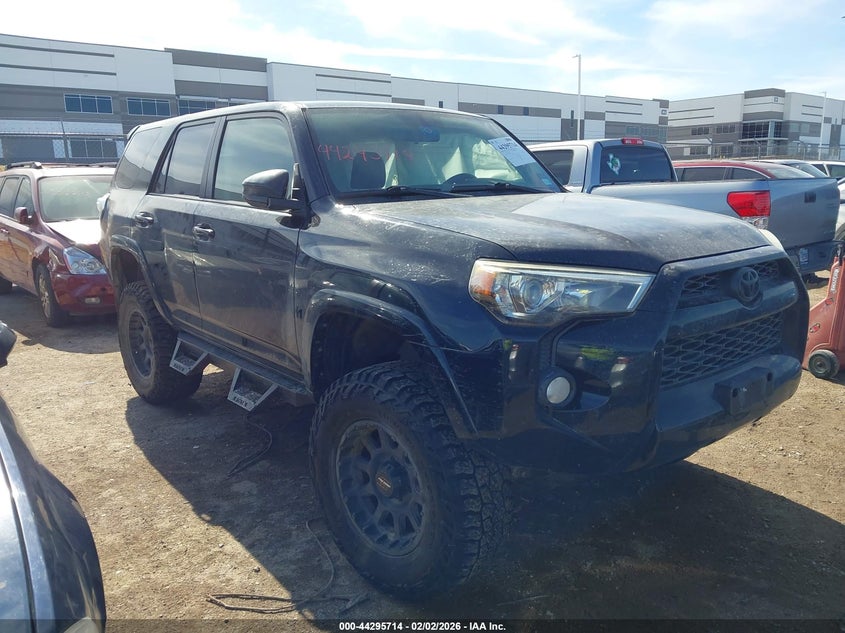 2017 Toyota 4runner VIN JTEBU5JR0H5433819 IAAI salvage auction — SIDE, Original (Texas), sold $9,050 on 2026-07-21 (photo 1)